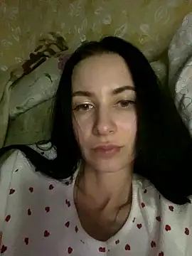 Starry Siren online show from January 7, 6:00 pm