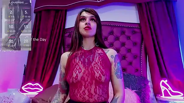 Snapshot of Maddissonlove chatting on October 7, 1:37 pm Maddissonlove online show from October 7, 1:37 pm