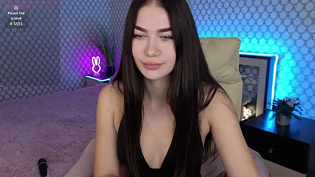 Sunny Sweety online show from October 18, 3:37 pm