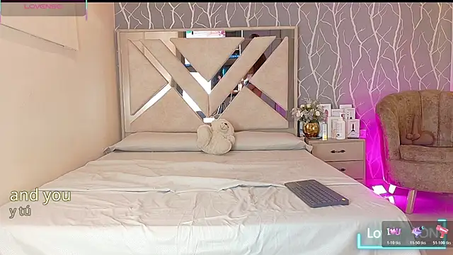 Snapshot of vanessa_guzman2 chatting on October 25, 1:19 pm vanessa guzman2 online show from October 25, 1:19 pm