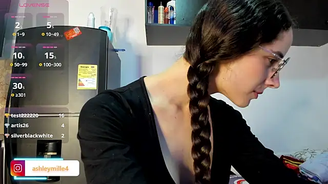  ashleymiller online show from November 10, 7:53 pm