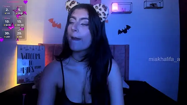 miakhalifaaa  online show from October 16, 10:01 pm