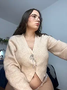 tatianaAlvarez1 online show from October 13, 9:28 pm