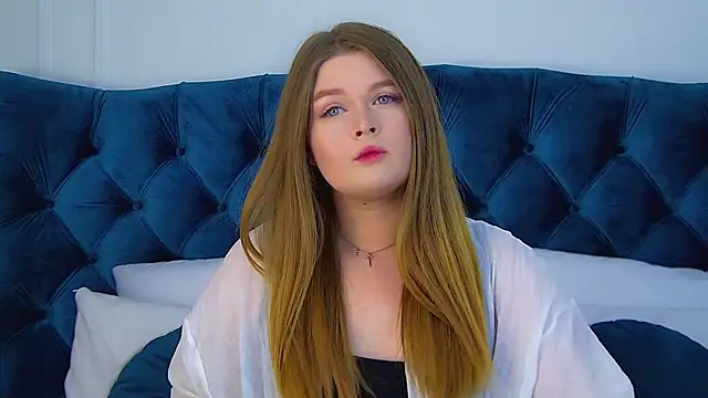 CrystalLyons online show from September 29, 6:13 pm