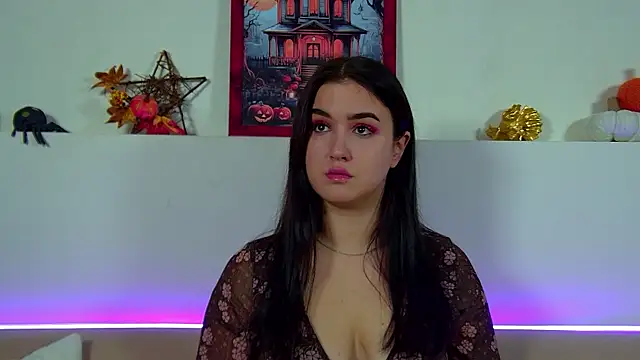 Snapshot of ChristinaMilton chatting on October 27, 6:24 pm ChristinaMilton online show from October 27, 6:24 pm