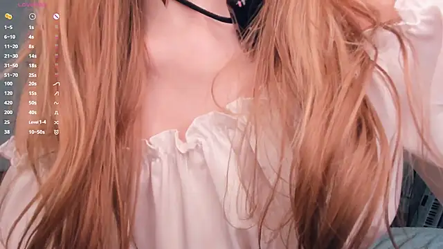 Snapshot of EvaSolisv chatting on October 5, 7:57 am EvaSolisv online show from October 5, 7:57 am