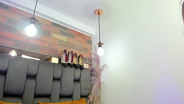 Snapshot of JESSYCORTES chatting on September 30, 2:33 pm JESSYCORTES online show from September 30, 2:33 pm