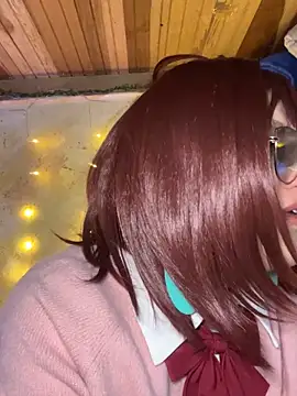 Snapshot of SophiaWeestt99 chatting on October 12, 4:37 am SophiaWeestt99 online show from October 12, 4:37 am