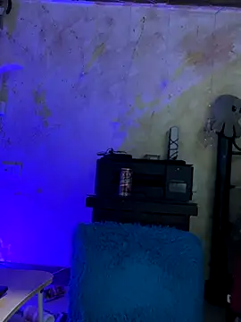 Snapshot of SophiaWeestt99 chatting on September 28, 6:42 am SophiaWeestt99 online show from September 28, 6:42 am