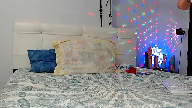 Snapshot of DARKChocolata chatting on September 22, 7:23 pm DARKChocolata online show from September 22, 7:23 pm