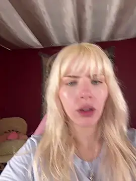 SirenitySirenxx online show from February 16, 12:10 am