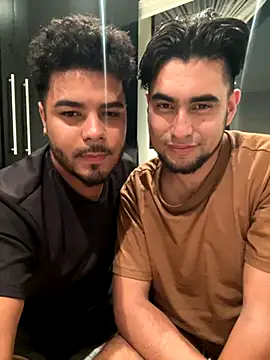 thiagowes online show from November 19, 3:50 am