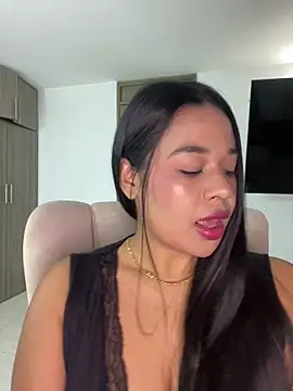 Aitana98  online show from April 15, 2:01 am