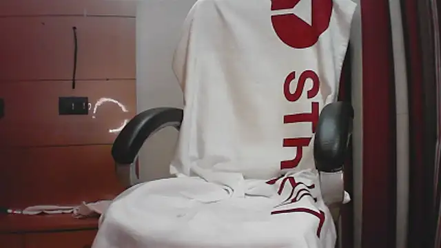 collage hoty online show from December 13, 8:48 pm