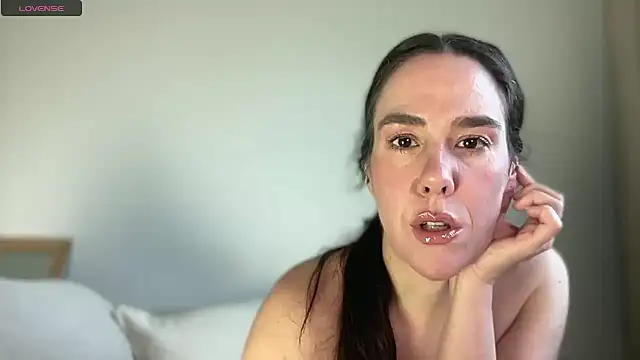 MilkyHoneyLullabies online show from September 23, 12:14 pm