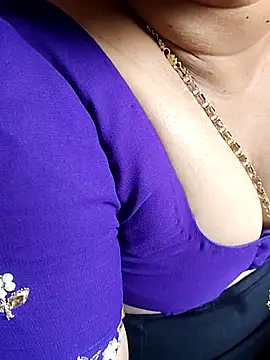 gaurika18 online show from March 17, 6:06 am