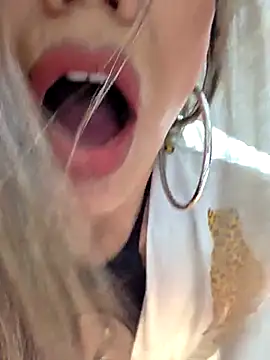 Snapshot of giselxxx_hot chatting on October 23, 6:47 pm giselxxx hot online show from October 23, 6:47 pm