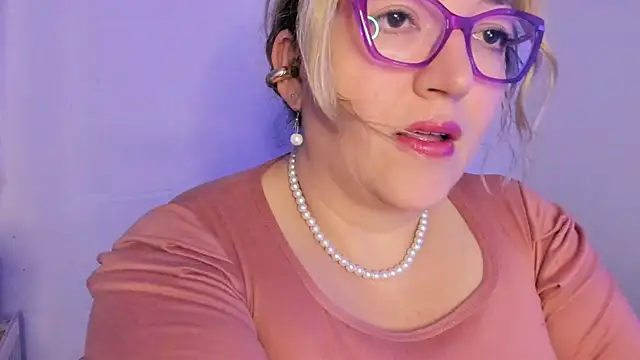 Naty Mature  online show from January 6, 6:22 pm