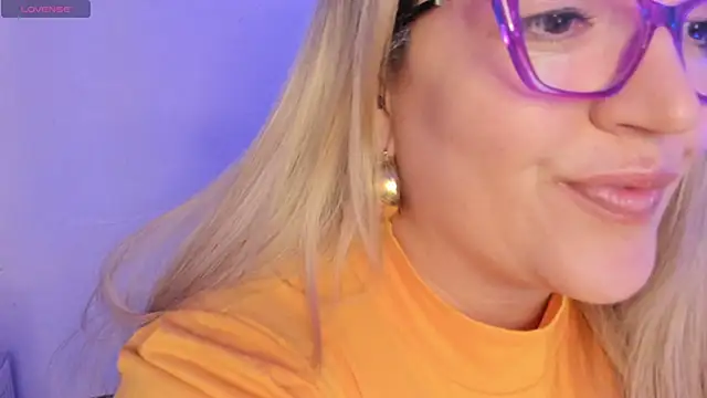 Naty Mature  online show from February 18, 8:08 pm