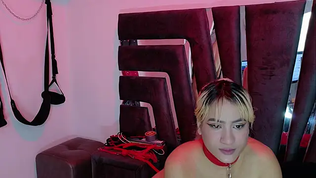 AliceandMax online show from October 9, 3:49 pm