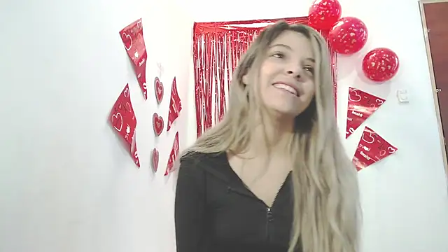 Snapshot of andreau18 chatting on September 19, 1:54 pm andreau18 online show from September 19, 1:54 pm