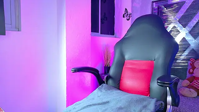 meggan 77 online show from March 15, 4:47 am