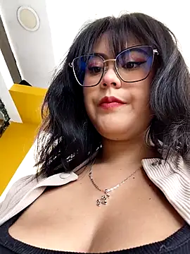 lara moon25 online show from November 27, 8:12 pm