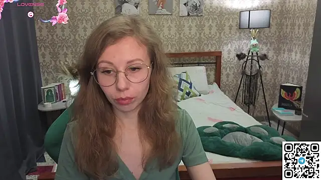 Lill Mary online show from February 11, 3:30 am