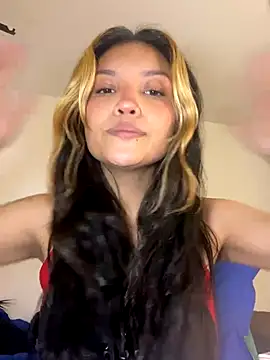 Snapshot of baby_lizy chatting on October 21, 10:47 pm baby lizy online show from October 21, 10:47 pm