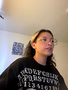 Snapshot of baby_lizy chatting on October 25, 8:59 pm baby lizy online show from October 25, 8:59 pm