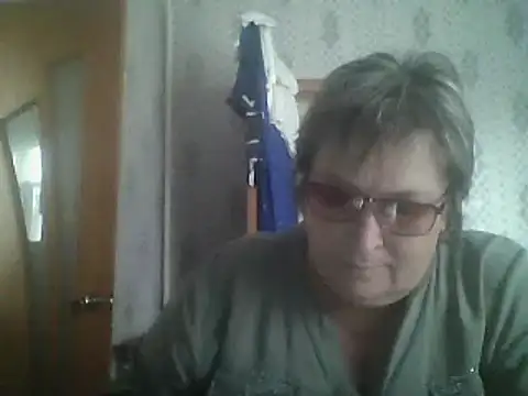 Snapshot of MelanieCold467 chatting on September 12, 10:45 am MelanieCold467 online show from September 12, 10:45 am