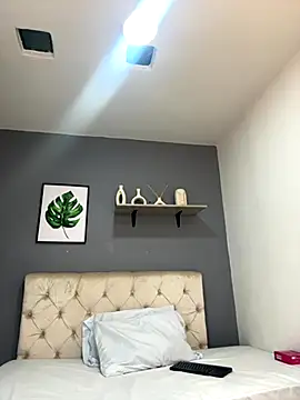 Soe Lara online show from September 15, 11:18 am