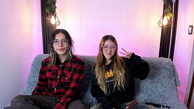 BRIAR AND BLAIR online show from October 22, 2:22 pm