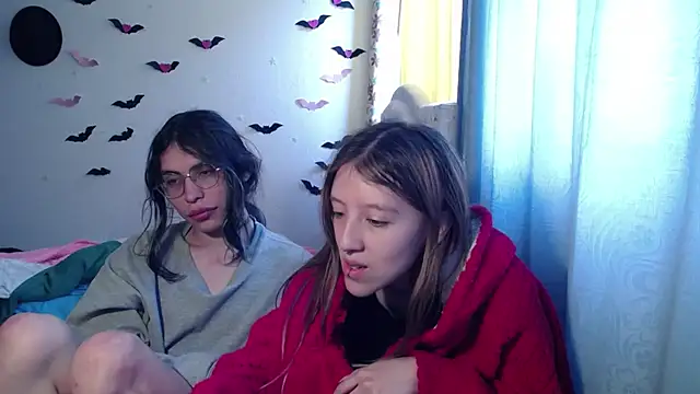 BRIAR AND BLAIR online show from October 3, 2:44 pm