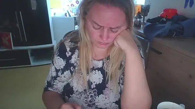 Meliss Official9 online show from September 27, 7:04 am