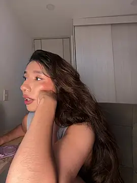 danna davis18 online show from August 5, 7:20 pm