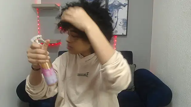 vainillaplaypussy online show from October 21, 12:20 pm