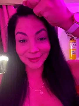 Snapshot of Hot_beauty__ chatting on October 16, 4:37 am Hot beauty online show from October 16, 4:37 am