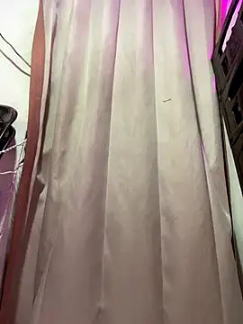 Snapshot of Hot_beauty__ chatting on October 17, 4:48 am Hot beauty online show from October 17, 4:48 am