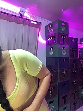 Snapshot of Hot_beauty__ chatting on October 7, 4:17 am Hot beauty online show from October 7, 4:17 am