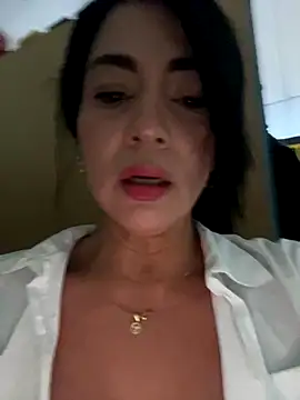 Snapshot of Hot_beauty__ chatting on October 9, 4:27 am Hot beauty online show from October 9, 4:27 am