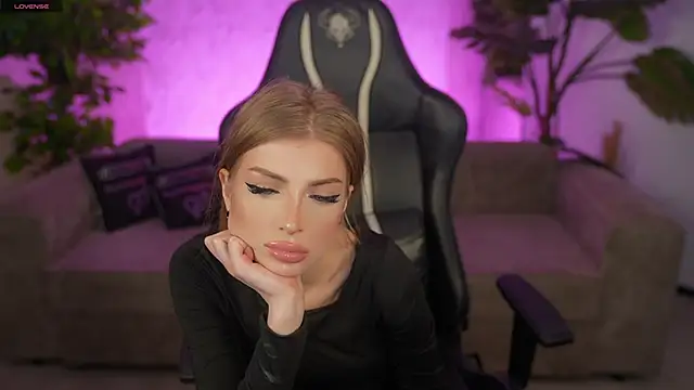 Stacy054 online show from April 8, 10:17 am