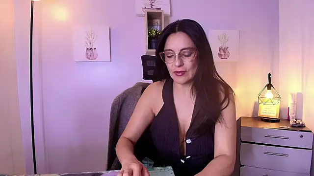 Zuzana21 online show from April 6, 12:39 pm