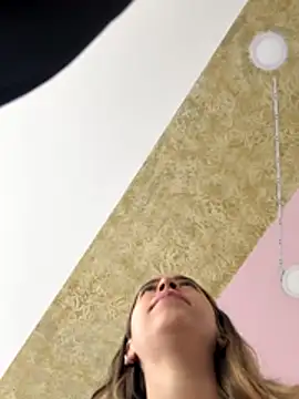 Snapshot of PandoraRider chatting on October 25, 1:19 pm PandoraRider online show from October 25, 1:19 pm