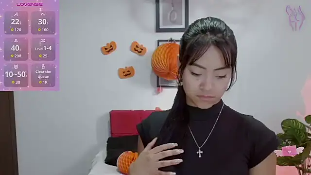 NatalyEscobar lx online show from October 27, 12:33 pm