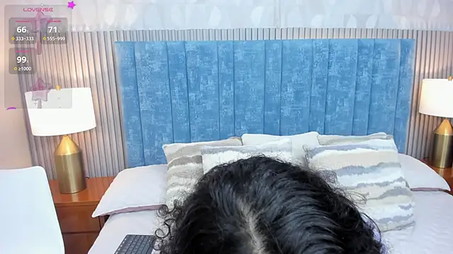 Snapshot of pretty_sunlight_ chatting on October 24, 1:45 am pretty sunlight online show from October 24, 1:45 am