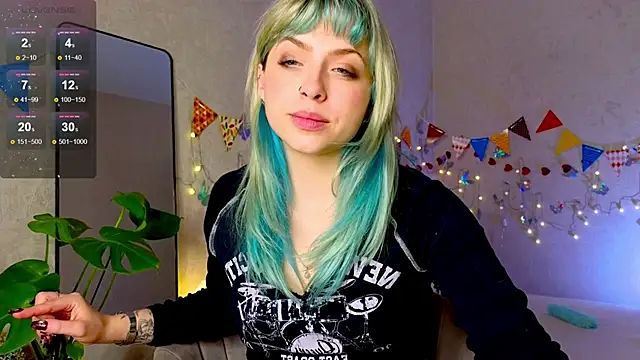 lavenderluxe online show from October 25, 2:03 pm