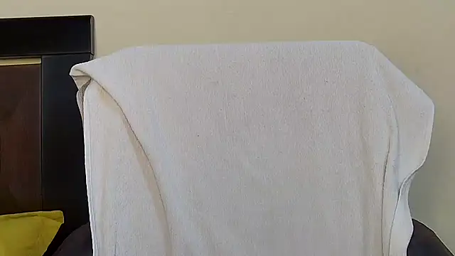 Snapshot of MIss-Naina chatting on October 7, 7:46 am MIss-Naina online show from October 7, 7:46 am