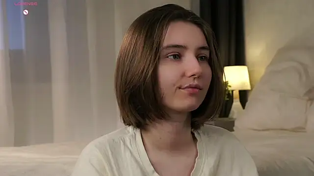 MeghanElson online show from April 7, 12:51 pm