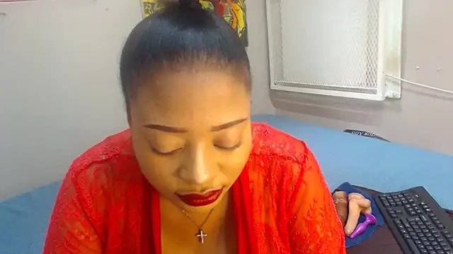 AMAZINGSHAZZXXX online show from March 12, 9:01 am